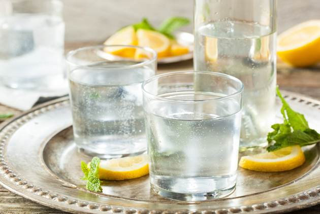 喝水好還是氣泡水好？3大氣泡水迷思